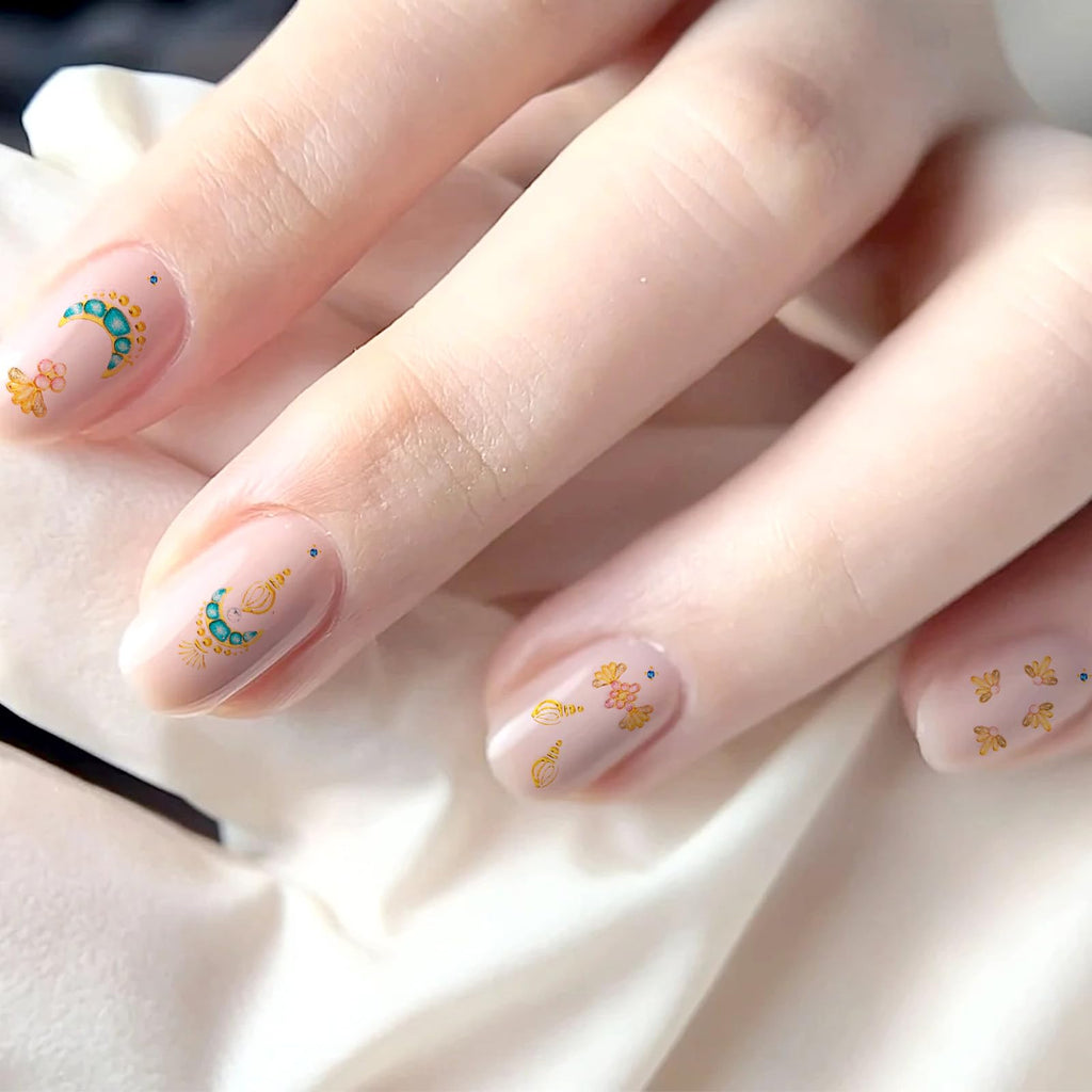 4pcs Sun and Moon Nail Stickers, 5D Embossed Gold Celestial Bohemian Beauty Nail Stickers Self-Adhesive Metallic Tribal Totem Design Manicure Art Fingernail Decoration for Women Girls