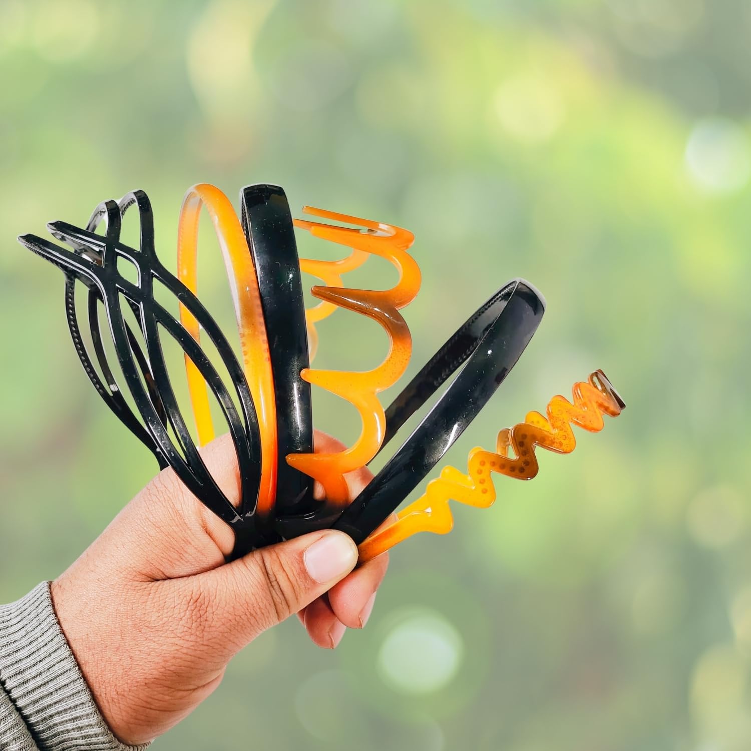 ANNA CREATIONS® 6 PCS Hair Accessories Korean Style shell & black Plastic Hairband Headband combo set for Girls and Woman